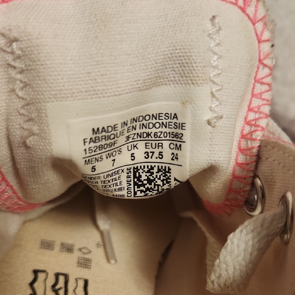 Converse Women's Vibrant Pink Sneakers - Picture 5 of 6
